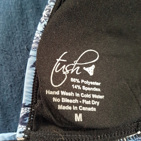 Bikini - Picture 3 of 6